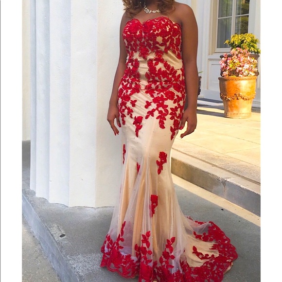 Red and gold floral prom dress - Picture 2 of 3